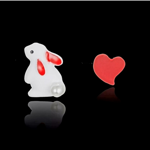 Red and white Bunny heart earrings with silver post for sensitive ears - Picture 5 of 13